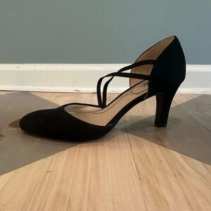 Life Stride Black Heels